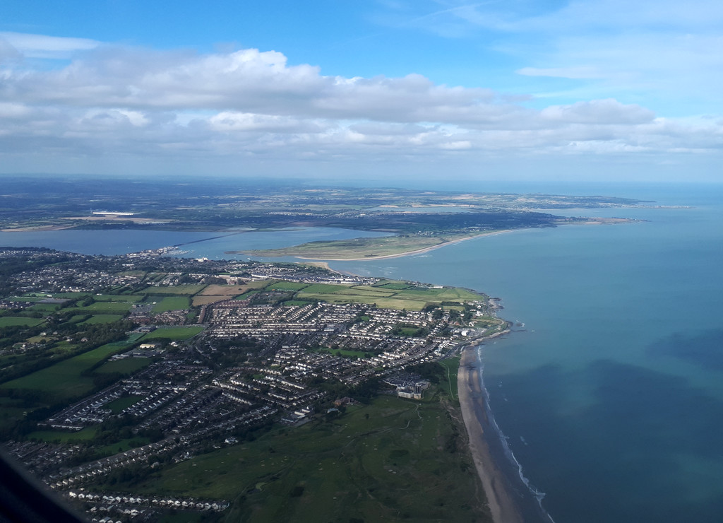 Irlands Küste vom Flugzeug aus gesehen